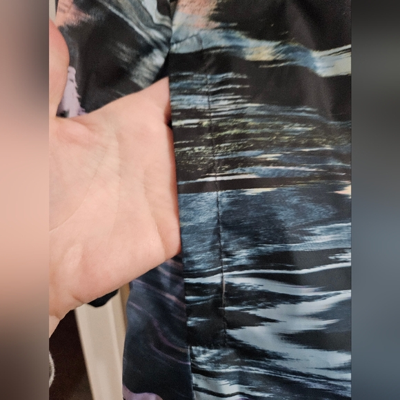 Colorful  Jacket From.Torrid NWT - Picture 3 of 7